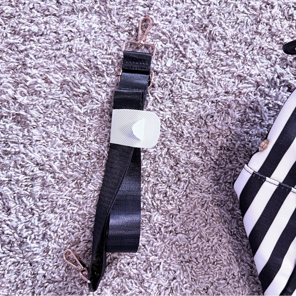 Alice + Olivia Black and White Vertical Stripe Tote - Picture 11 of 11